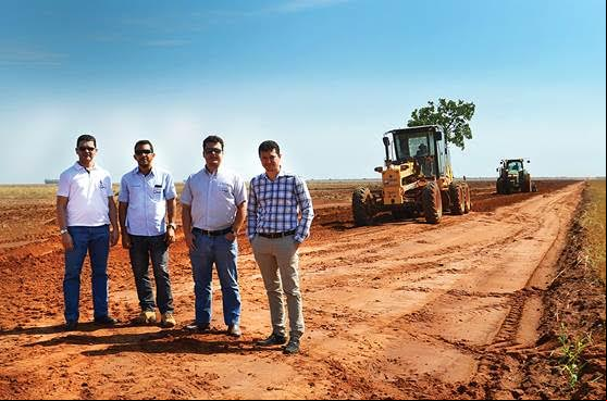 Produtores visitam as obras com representantes da Abapa